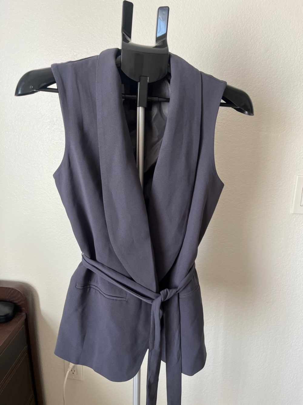Simply Vera Vera Wang Sleeveless Draped Vest in Charcoal